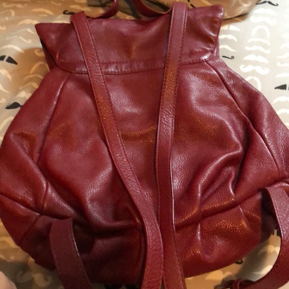 Marc Jacobs Burgundy Leather Backpack. - Picture 5 of 6